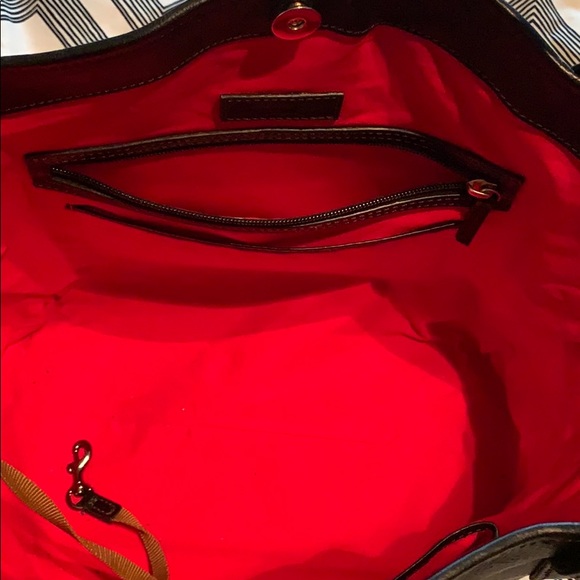 Beauty - Picture 2 of 4